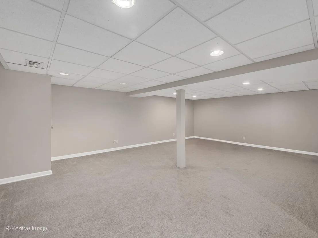 Photo of 223 Willow Lane