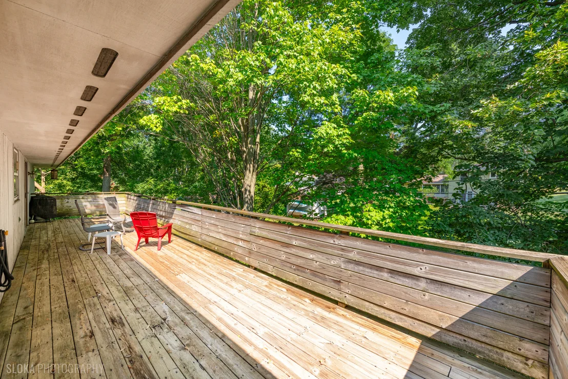 Photo of 6914 Meadow Drive