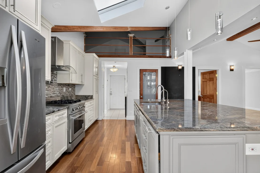Photo of 3050 Kayjay Drive