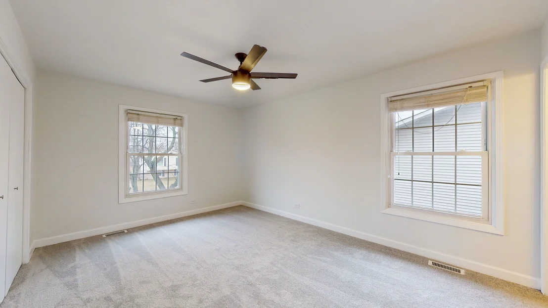 Photo of 205 Edgebrook Drive