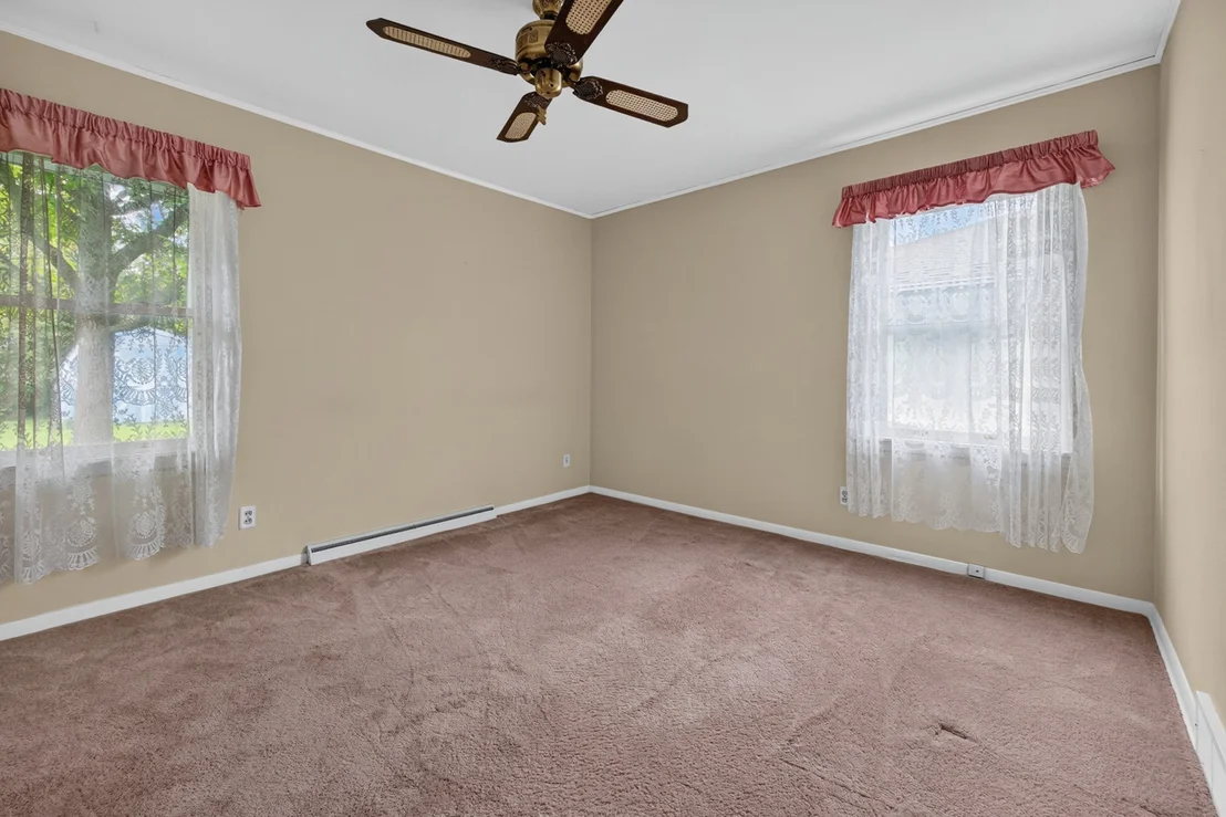 Photo of 405 Warren Avenue