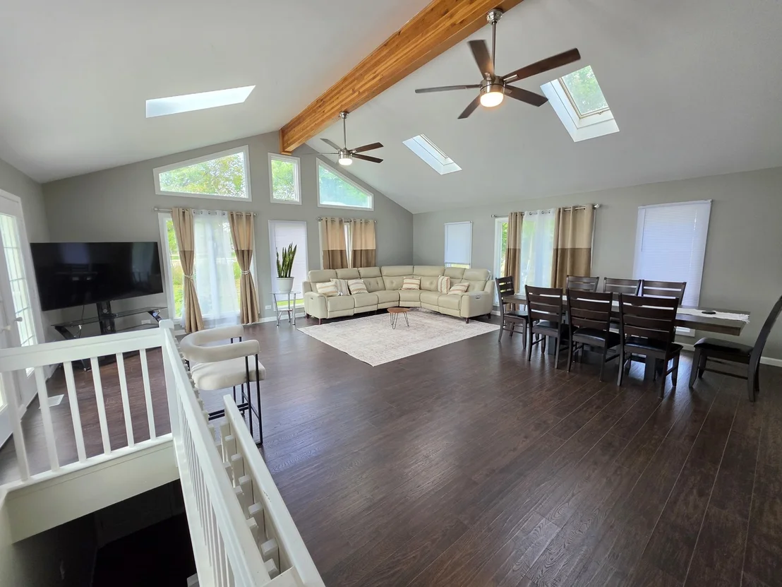 Photo of 2301 Greenbriar Lane