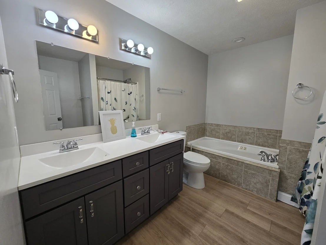 Photo of 728 Kristin Drive