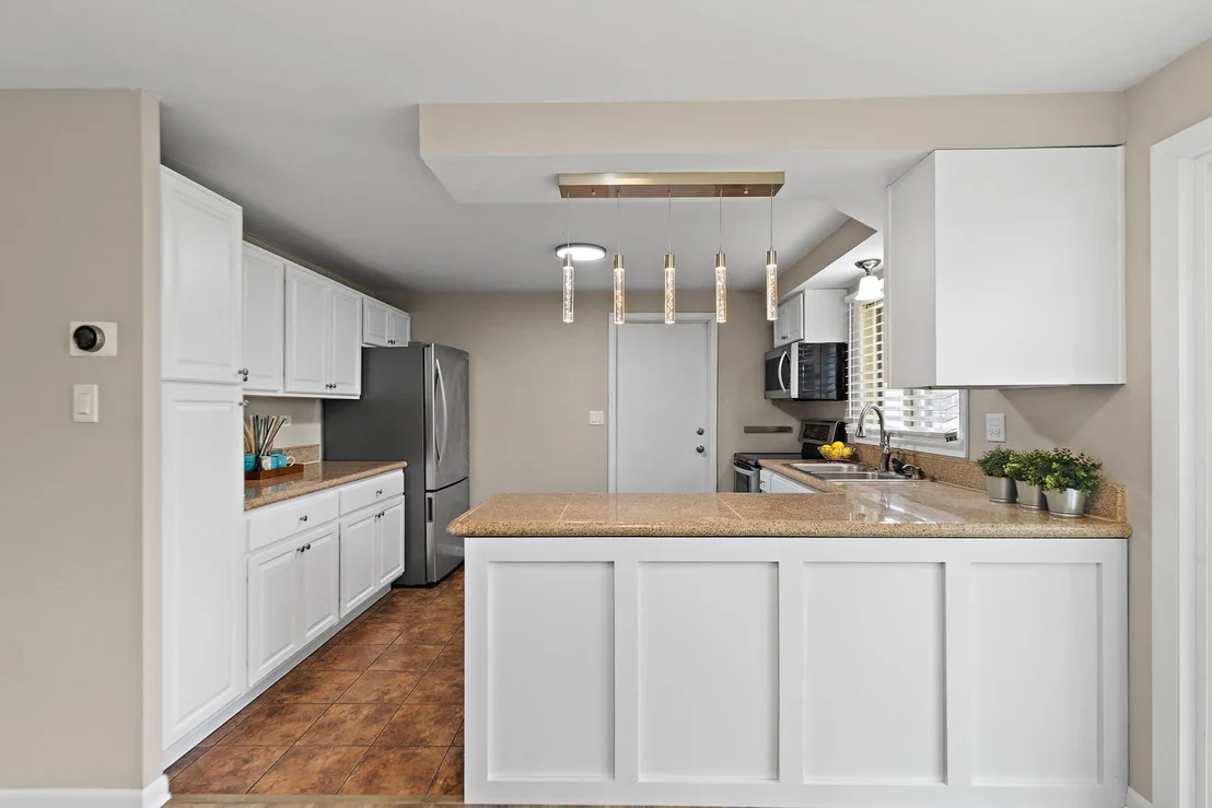 Photo of 321 Desmond Drive