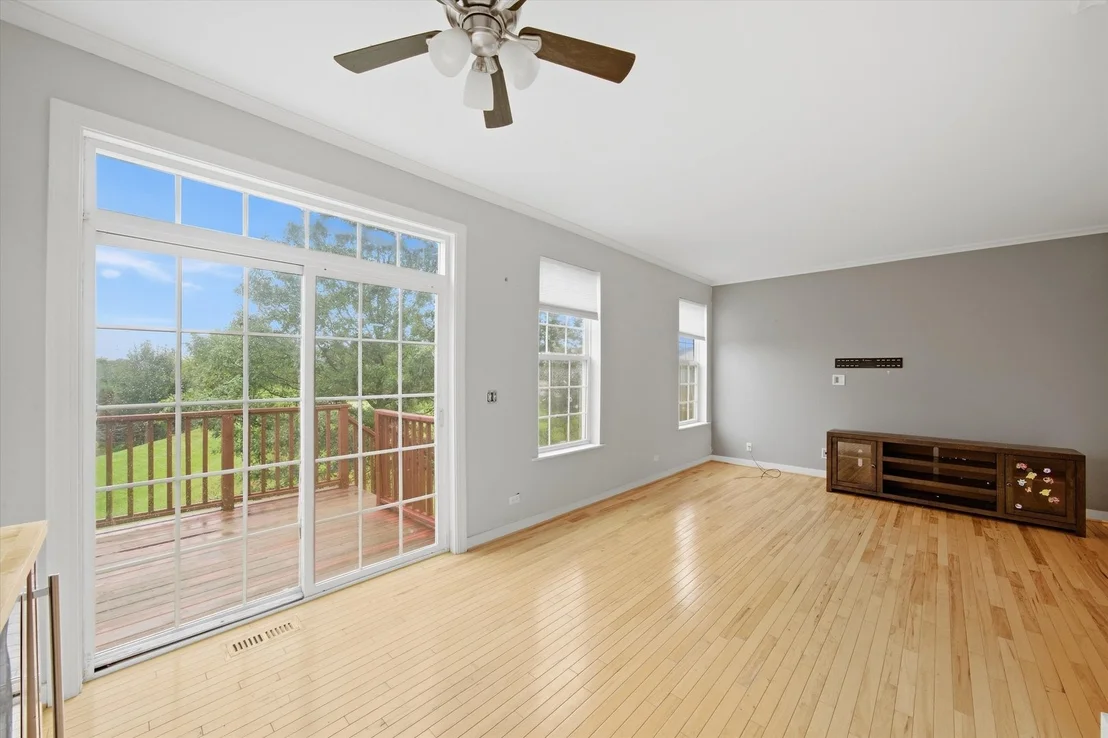 Photo of 512 N Fox Trail