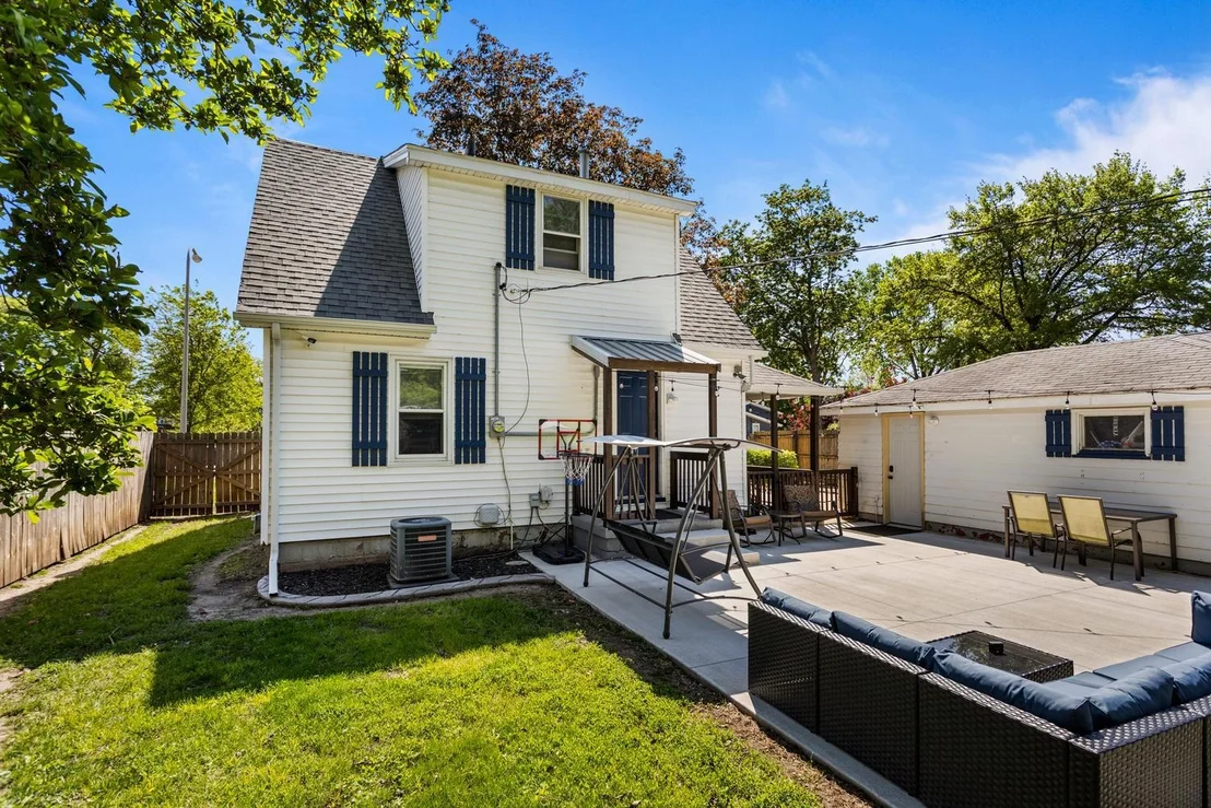 Photo of 1407 N Walnut Street