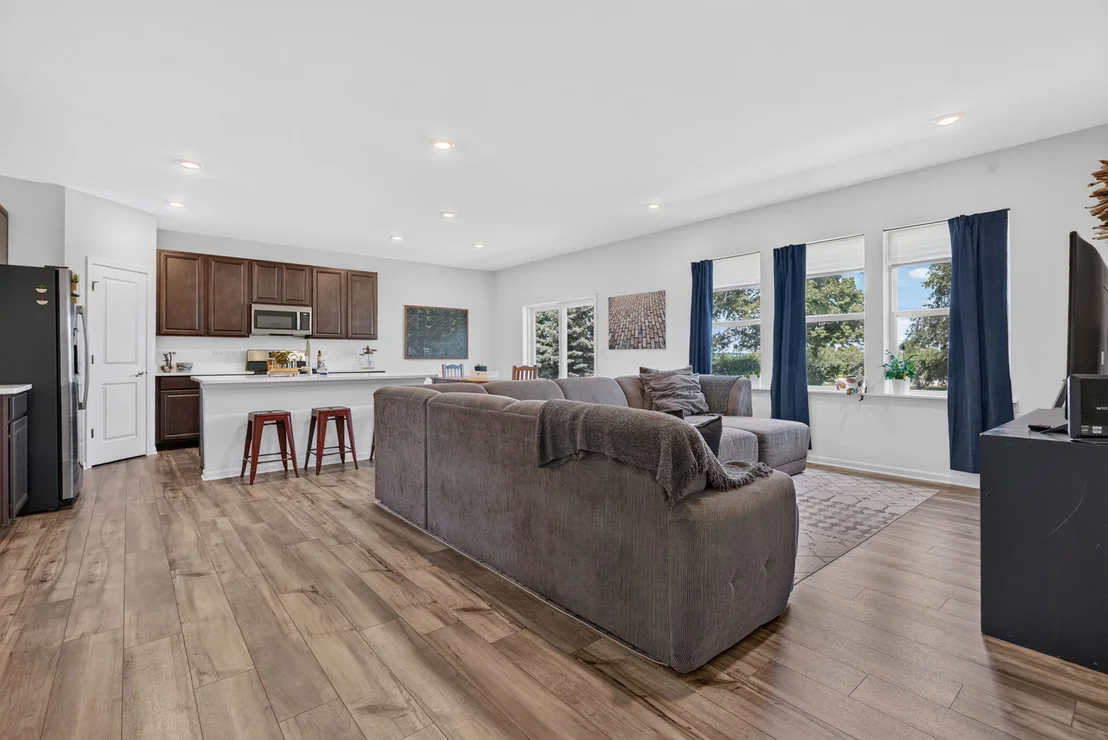 Photo of 8515 Rosehall Drive
