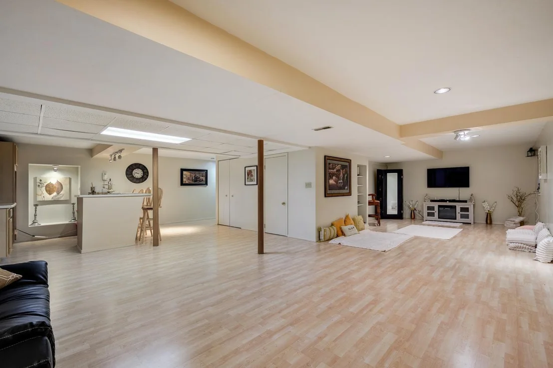 Photo of 5282 Galloway Drive