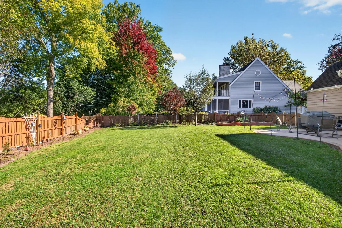 Photo of 345 Rolfe Road