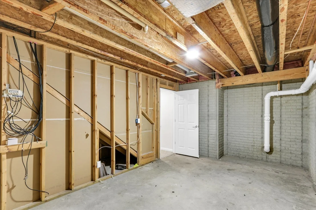 Photo of 2413 Stricker Lane
