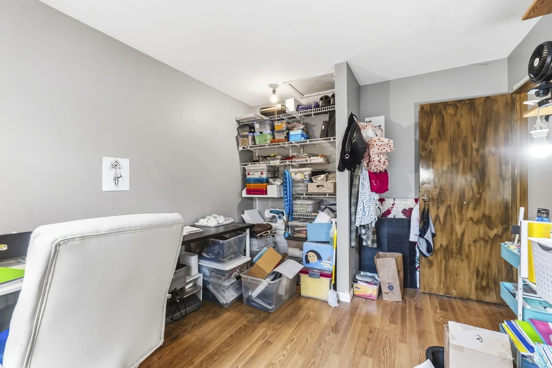 Photo of 863 Poplar Lane