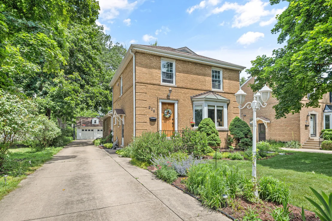 Photo of 208 Parkview Road