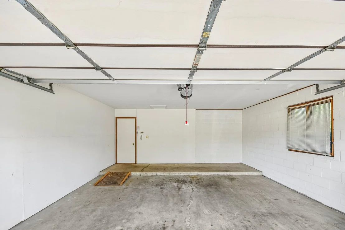 Photo of 2545 Harbor Drive