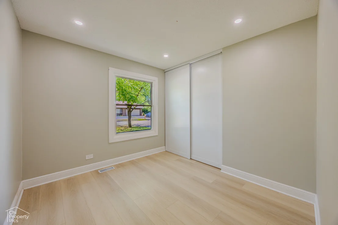 Photo of 742 Voyager Drive