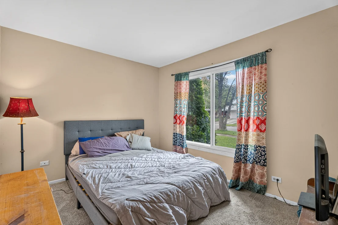 Photo of 140 Tamarack Drive