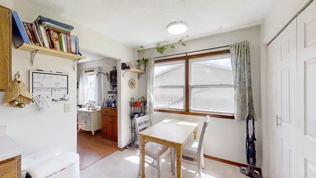 Photo of 1304 Greenridge Drive
