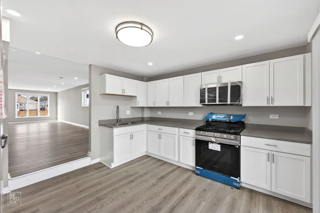 Photo of 4680 W 83rd Street