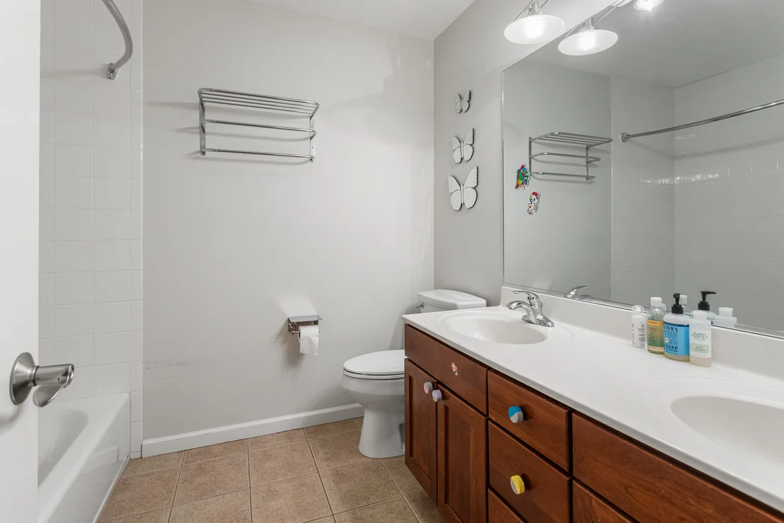 Photo of 1805 Mullikin Drive
