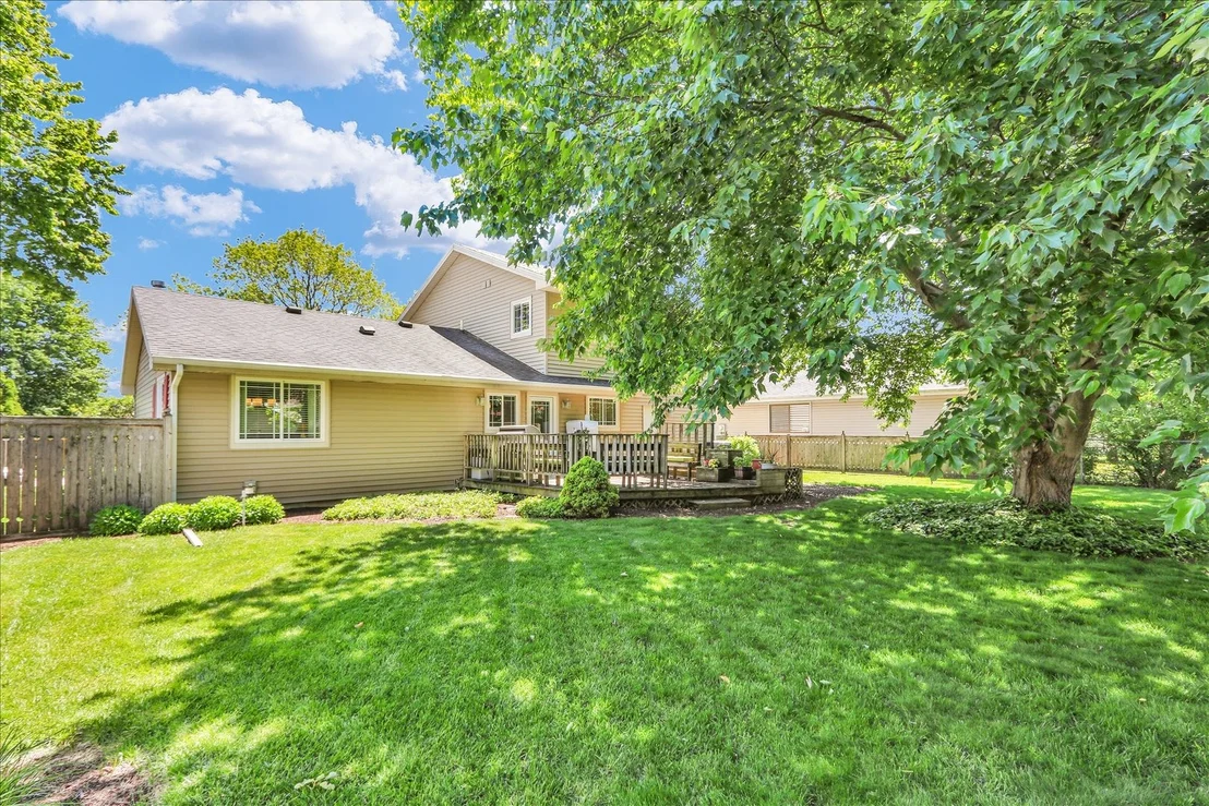 Photo of 613 Crestview Drive