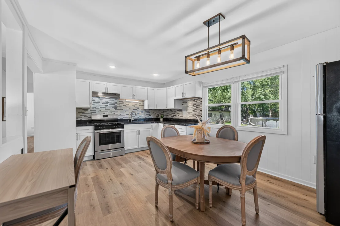 Photo of 103 Willow Road