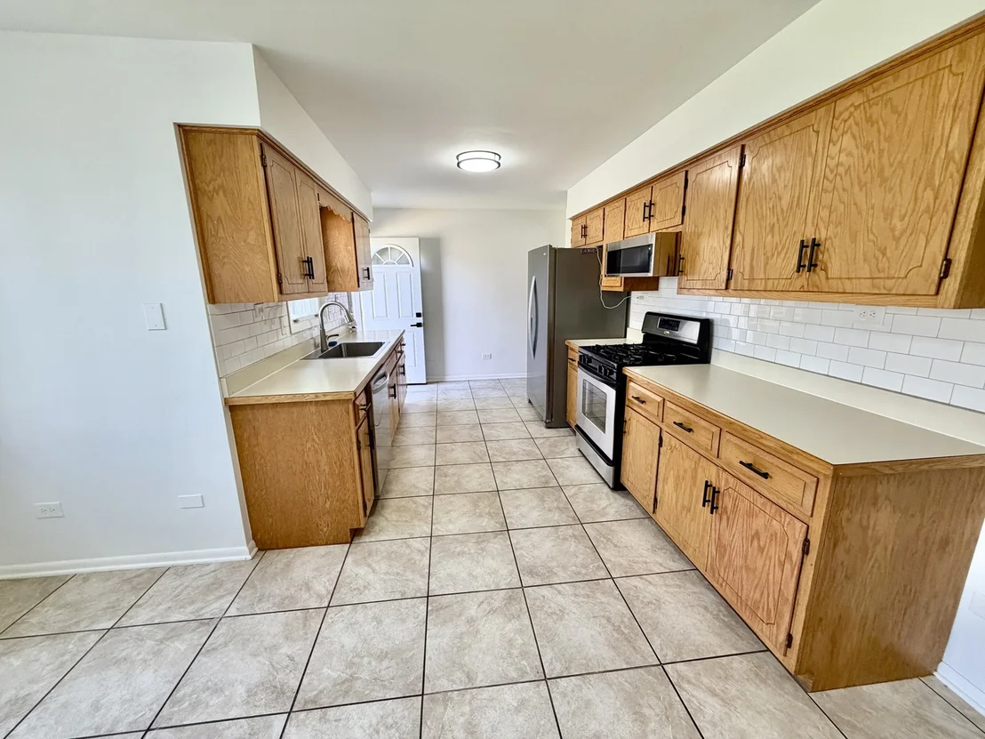 Photo of 2337 Golfview Drive