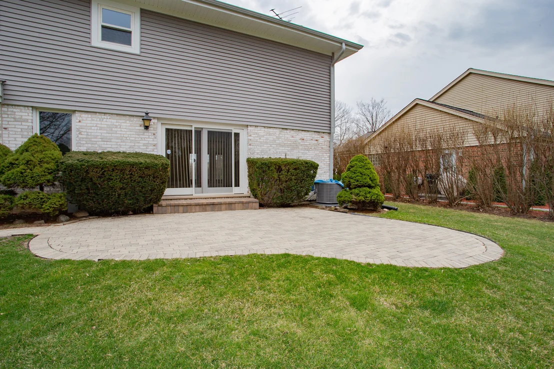 Photo of 1900 LANDWEHR Road