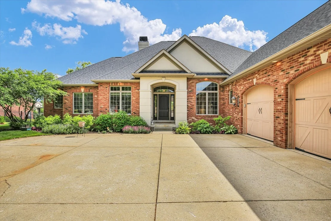 Photo of 4905 Peifer Lane