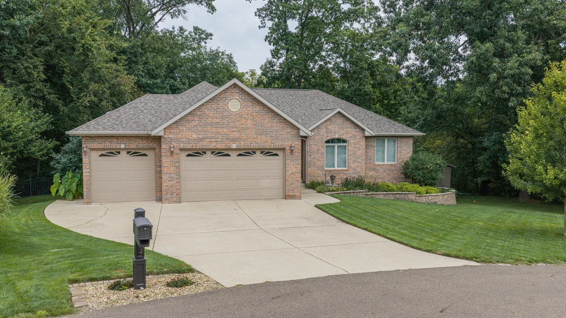 Photo of 2339 Amelia Drive