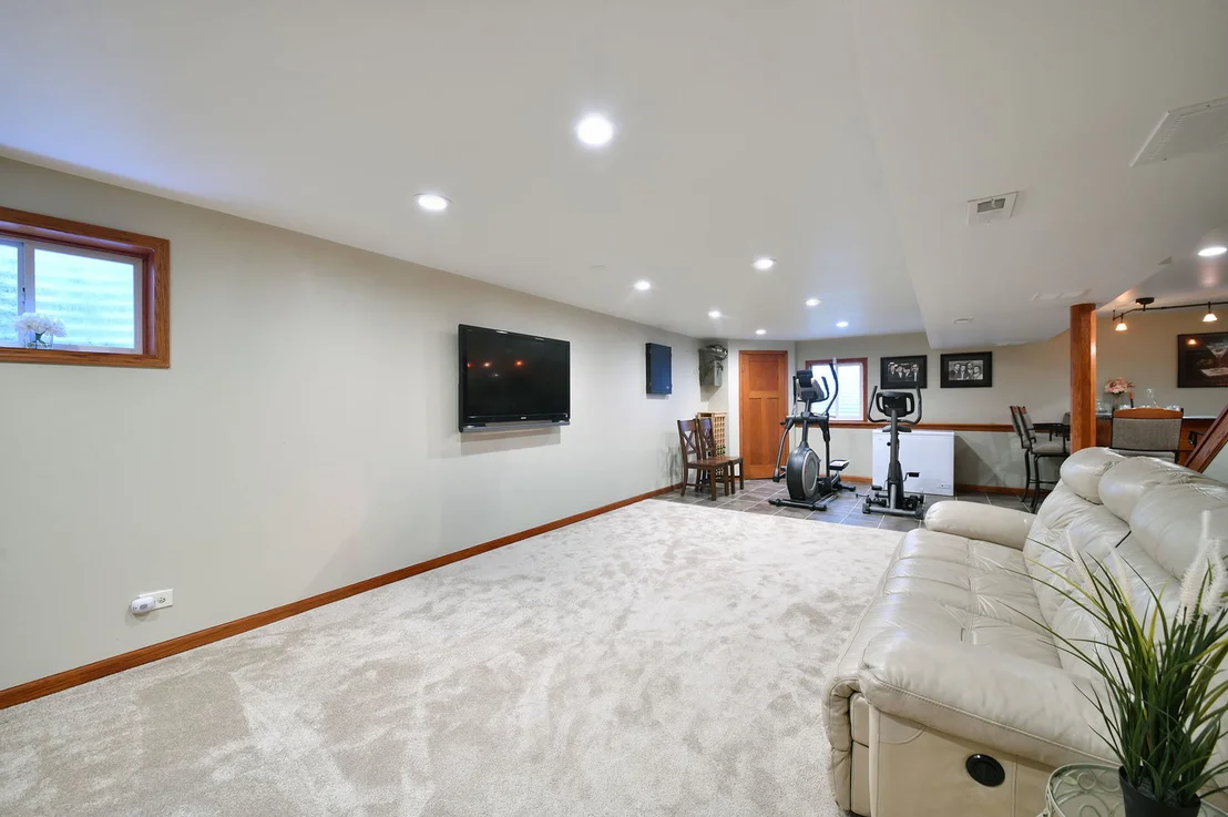 Photo of 276 Silverado Street