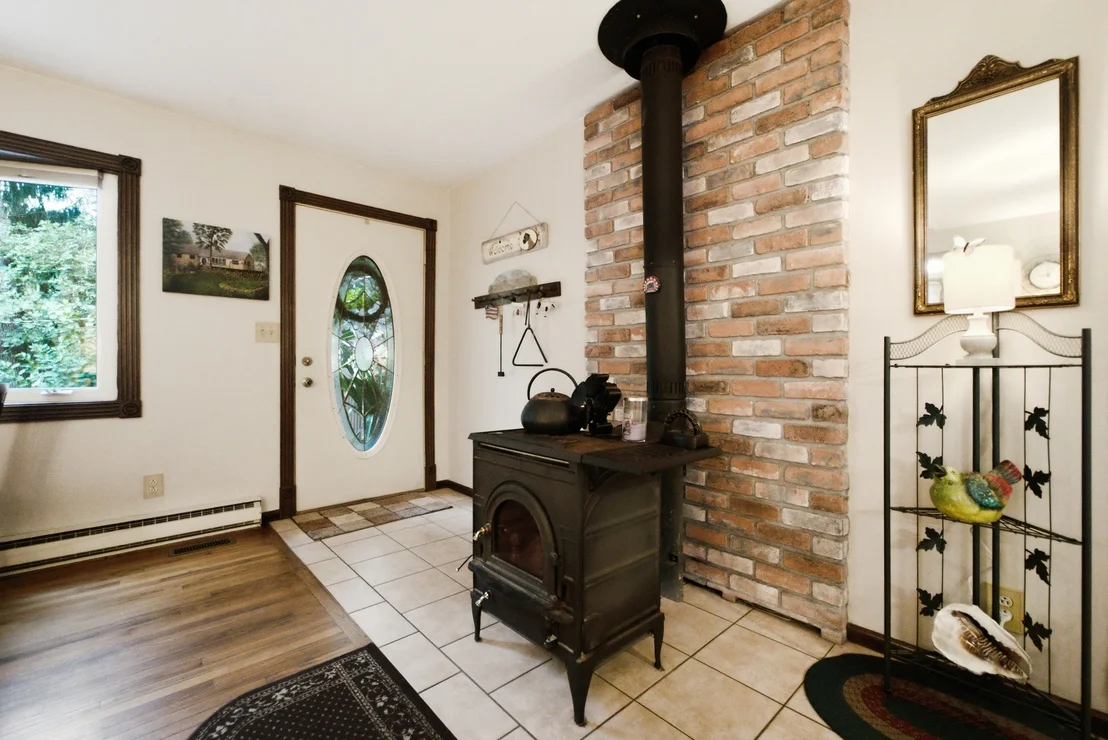 Photo of 330 S 5000w Road