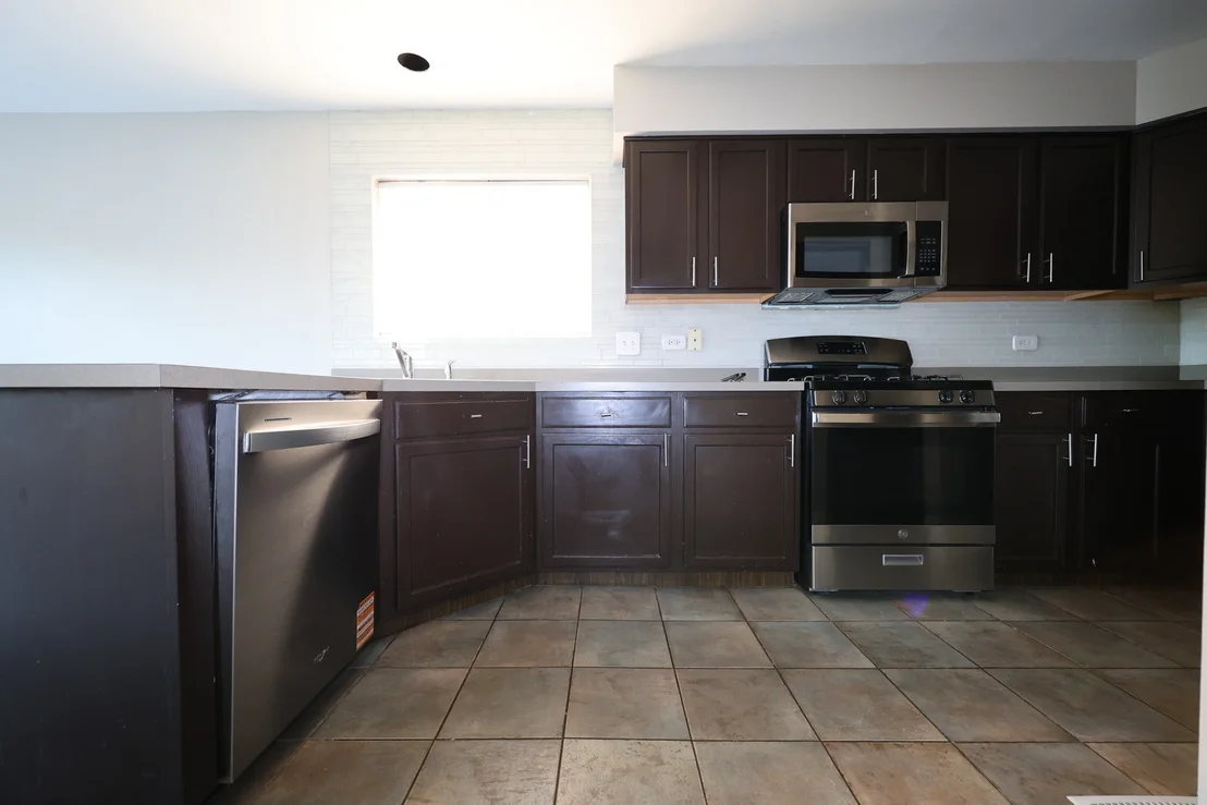 Photo of 1011 Greenleaf Drive