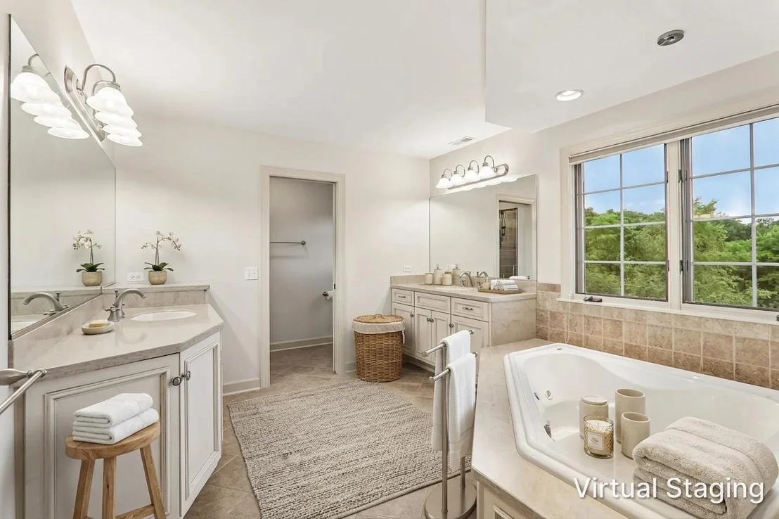 Photo of 385 Valley Way