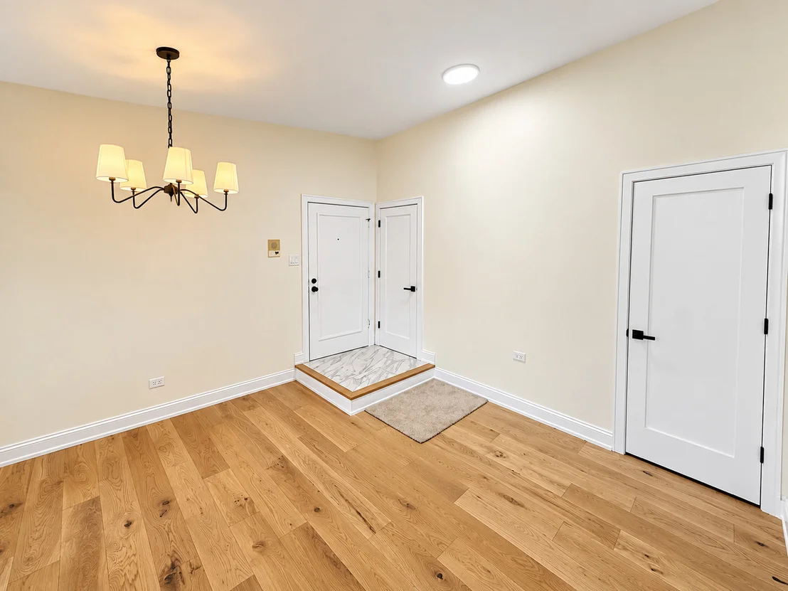 Photo of Unit 1221 at 5237 James Lane