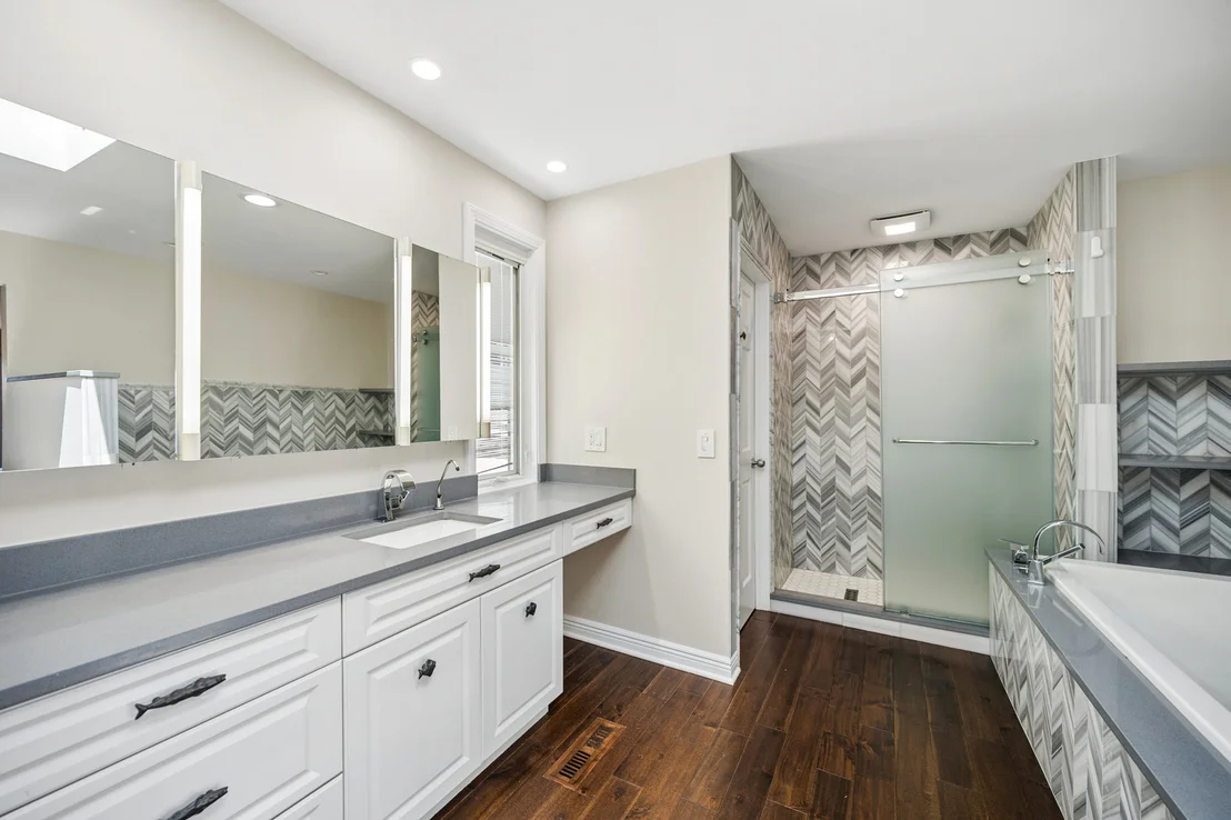 Photo of 2036 Valley Lo Lane