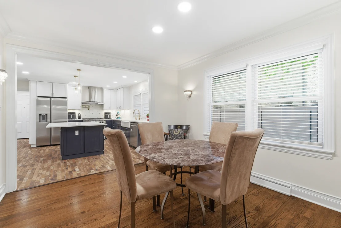Photo of 1725 Sunset Ridge Road