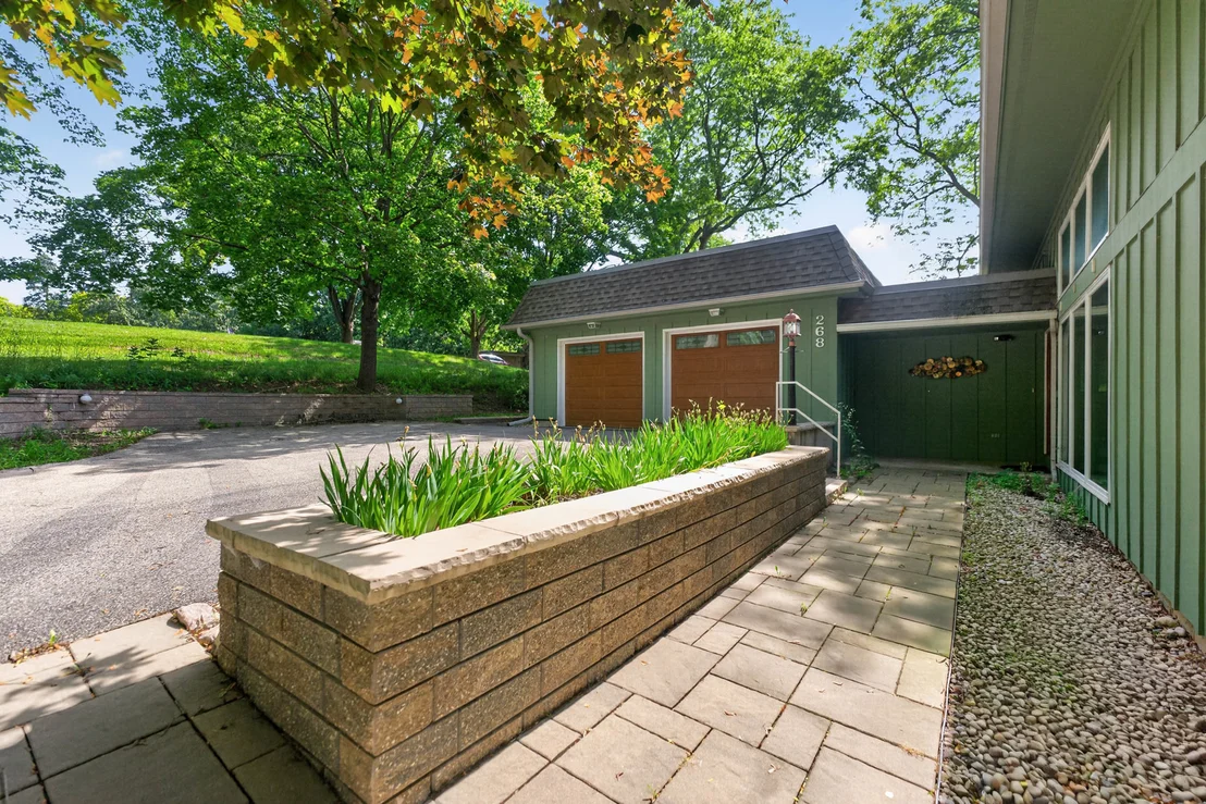 Photo of 268 Scenic Drive