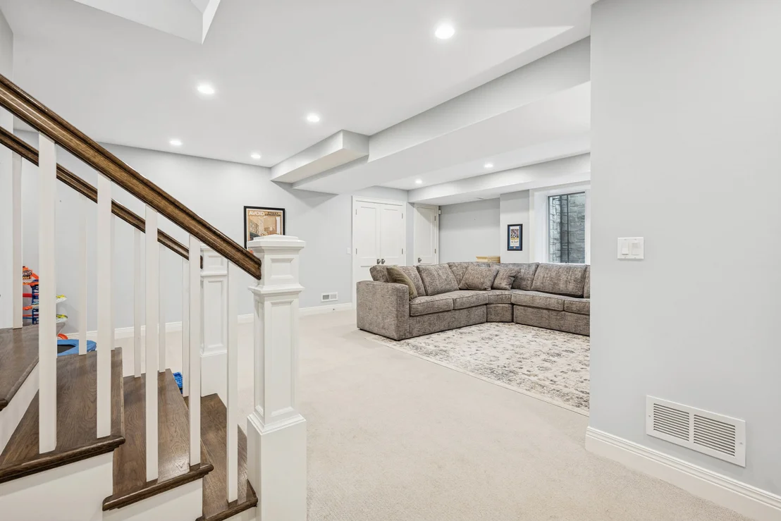 Photo of 1159 Chatfield Road