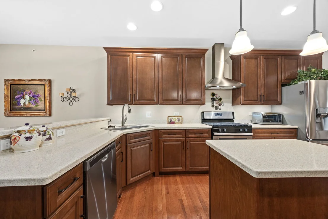Photo of 1707 Pondview Drive