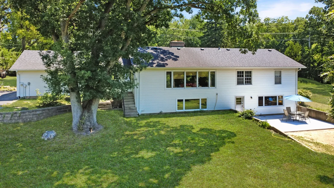 Photo of 3205 N Il Route 23 Highway
