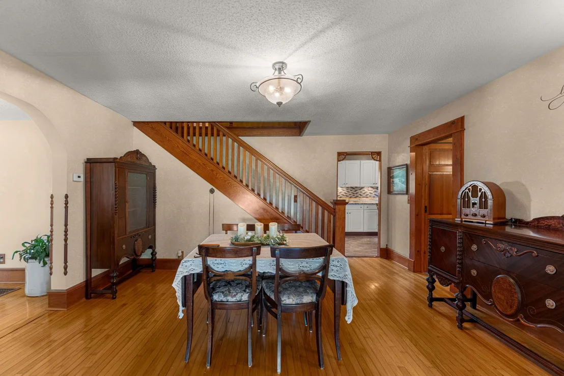 Photo of 1392 RED BRICK Road