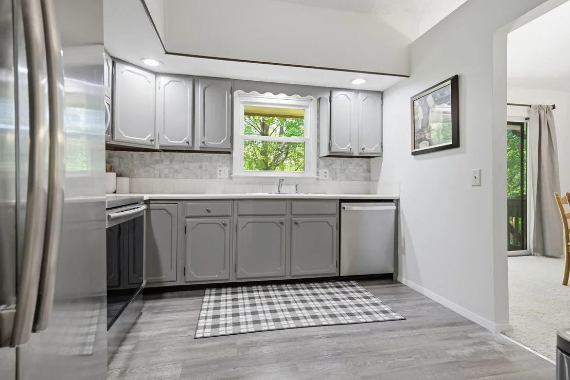 Photo of 218 Cambridge Drive