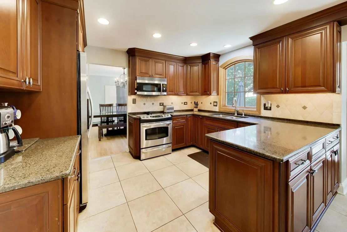 Photo of 1310 W Hampton Place