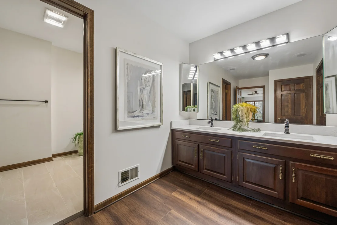 Photo of 21839 Cambridge Drive