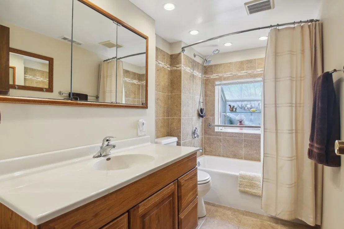 Photo of 6910 Eleanor Place