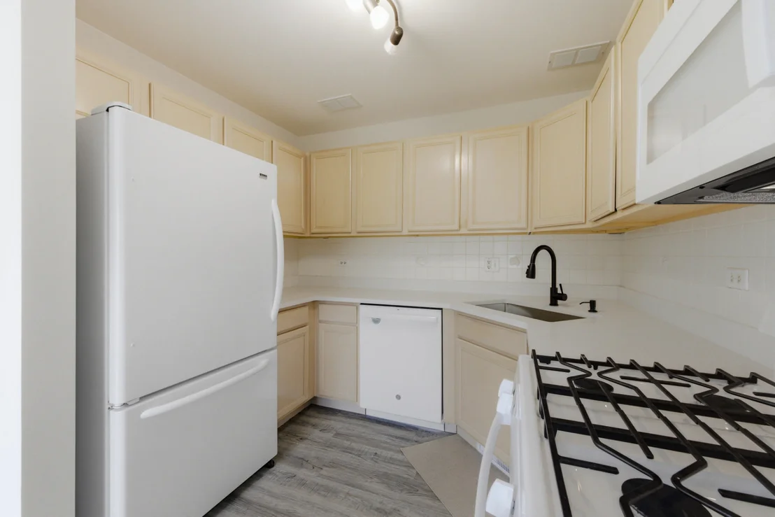 Photo of 962 Willow Street