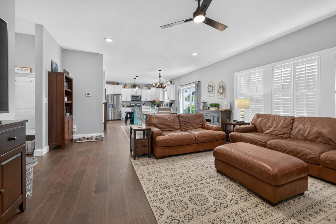 Photo of 3 Flag Tree Court