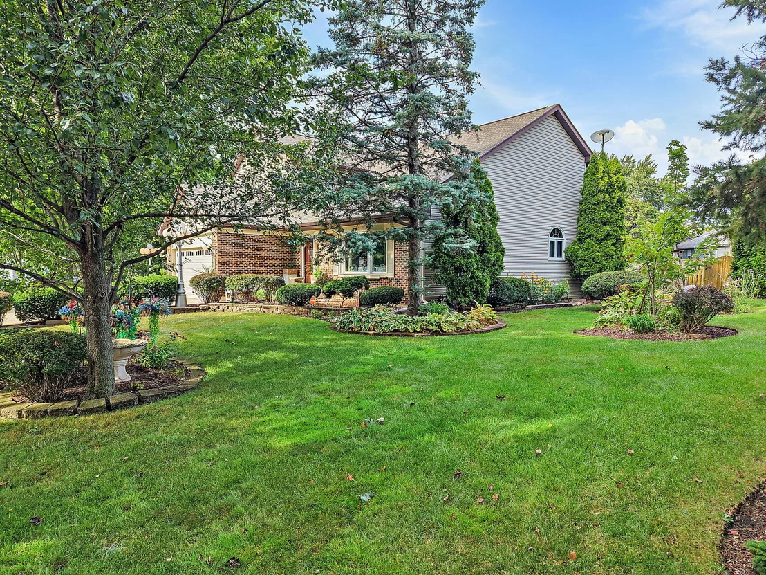 Photo of 1021 Pheasant Trail