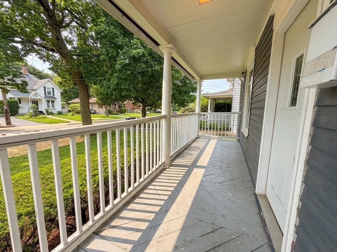 Photo of 26 Monroe Avenue