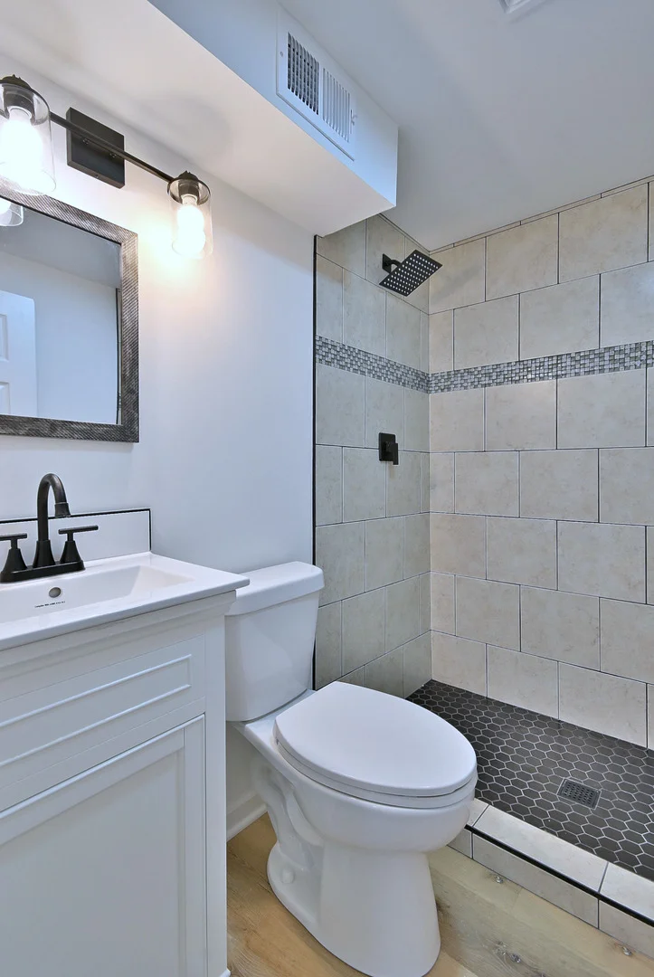 Photo of 1605 Middletree Road
