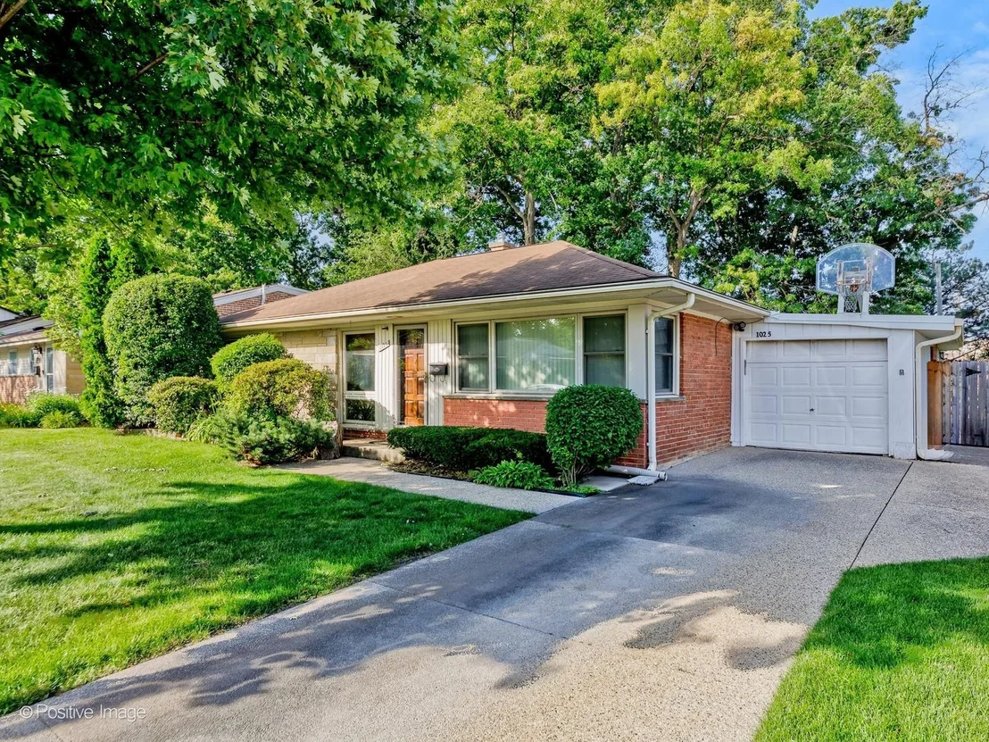 Photo of 1025 Longaker Road
